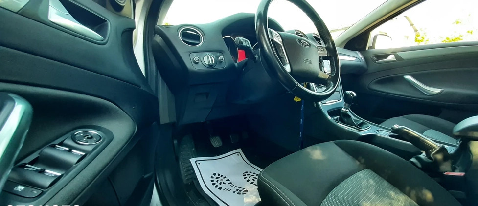 Ford Mondeo cena 24999 przebieg: 248000, rok produkcji 2011 z Mieszkowice małe 742